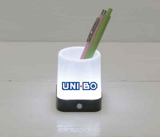 17penstand_560x480px.jpg